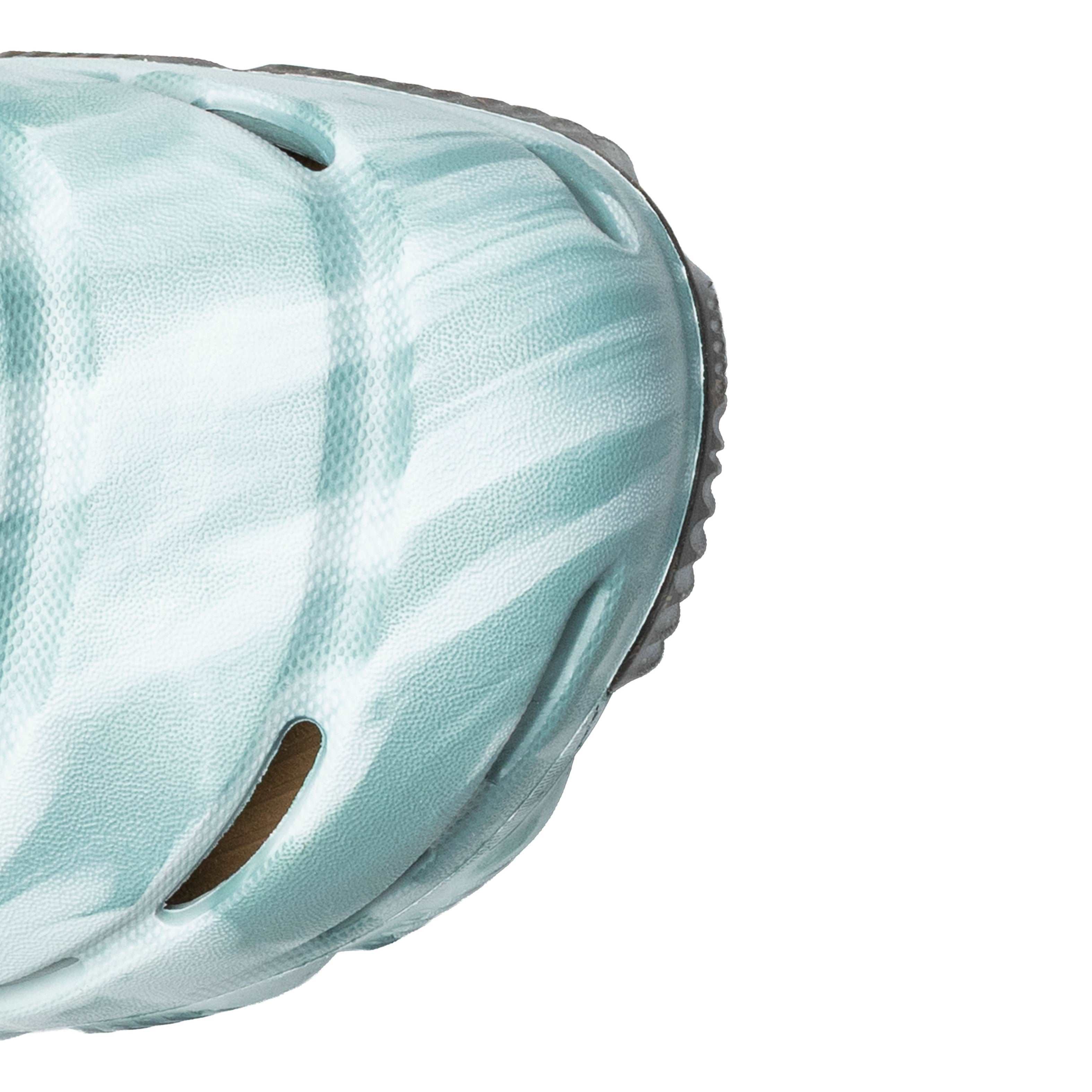 BOGS BOGA Seamless Water-Friendly Clogs