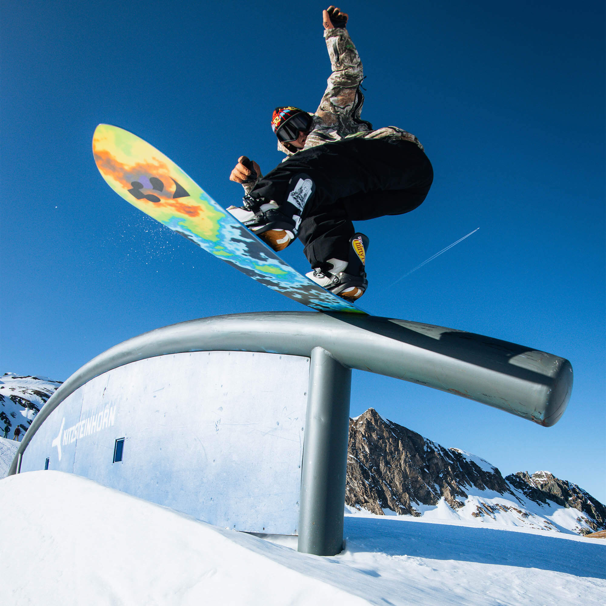ThirtyTwo Atmosphere All Mountain/Freeride Snowboard