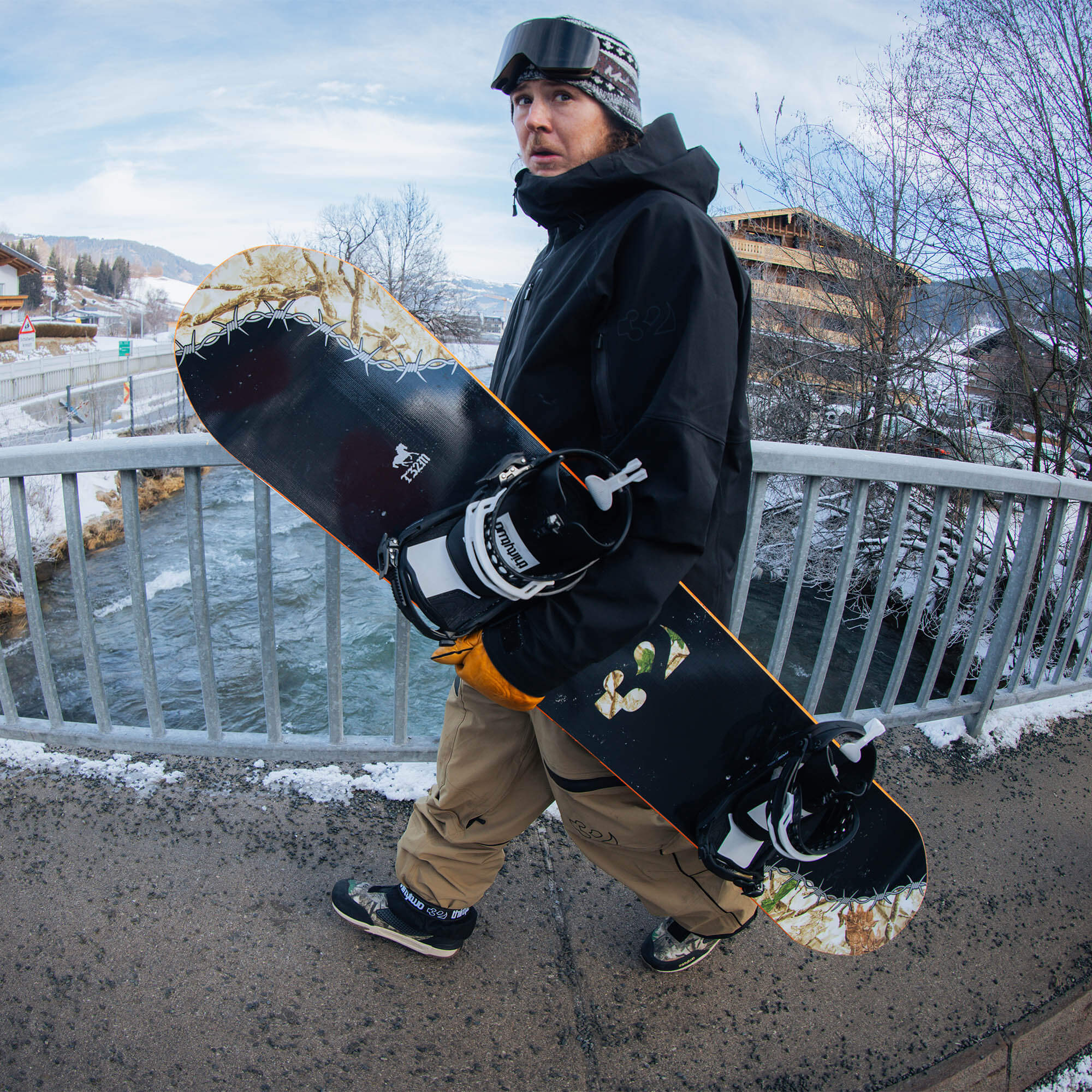 ThirtyTwo T32M All Mountain/Freestyle Snowboard